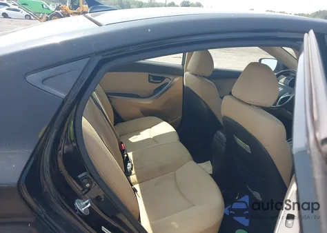 2012 Hyundai Elantra Gls (Ulsan Plant) z USA, uszkodzony, nr VIN KMHDH4AE1CU423934